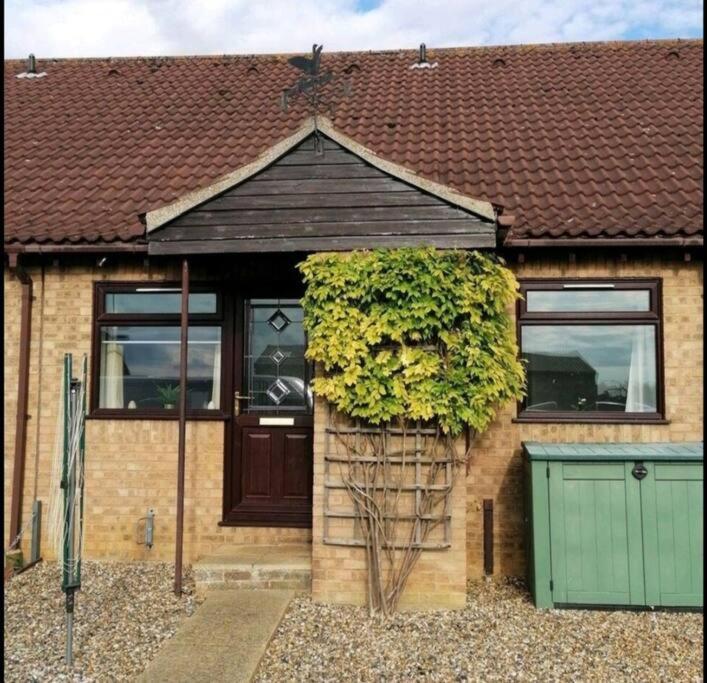 Entire Cosy Bungalow Close To Beach Heacham Esterno foto